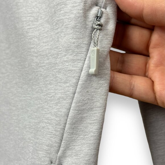 BNWT Lululemon Surge Warm Long Sleeve in Light Grey - Picture 9 of 13